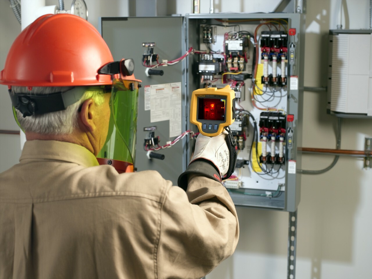 Тепловизионное обследование электросети и электрооборудования